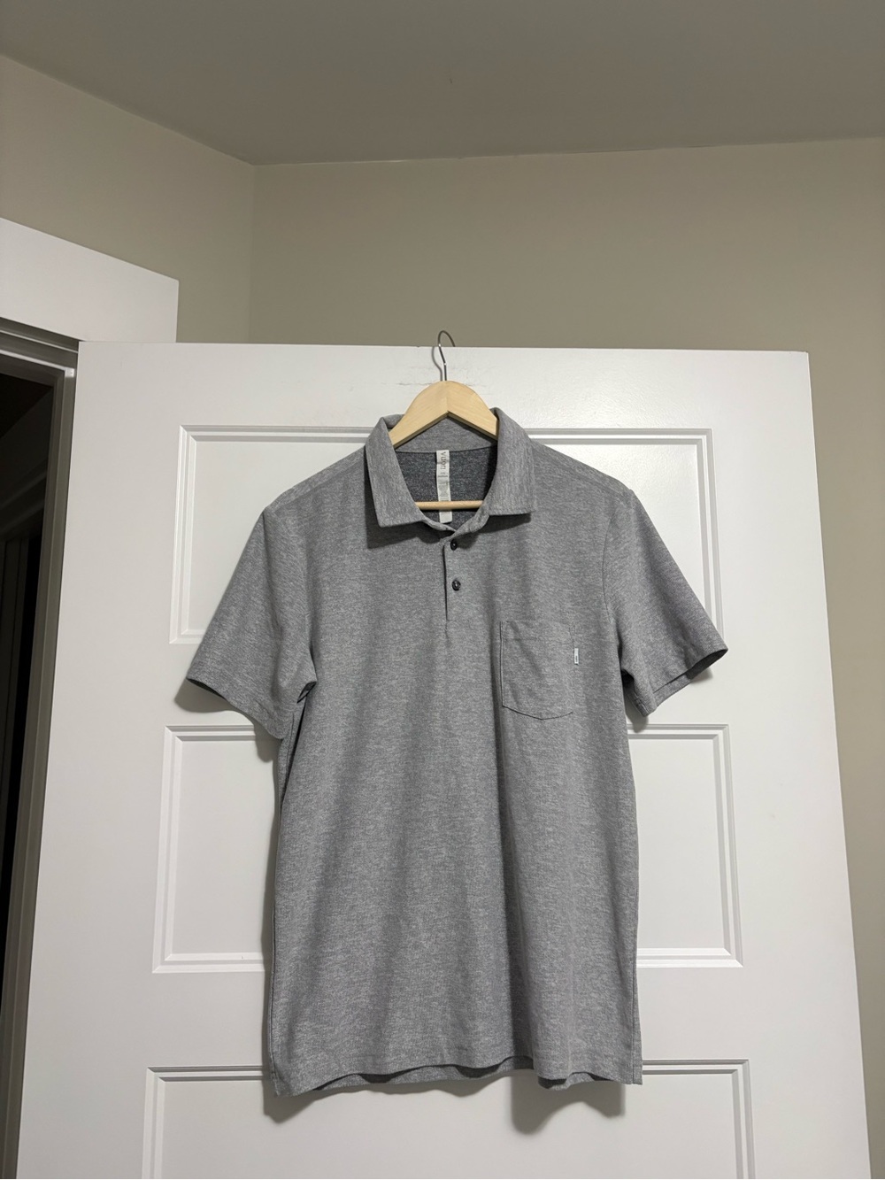 Mens Vuori Ace Light Grey Polo Shirt Size Medium Short Sleeve